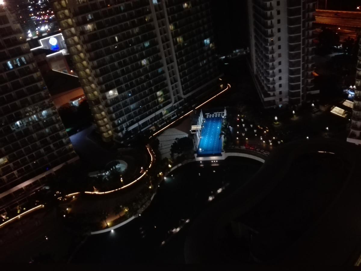 Azure Urban Resort Residences Манила Екстериор снимка