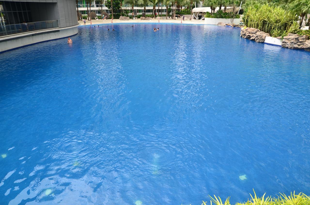Azure Urban Resort Residences Манила Екстериор снимка